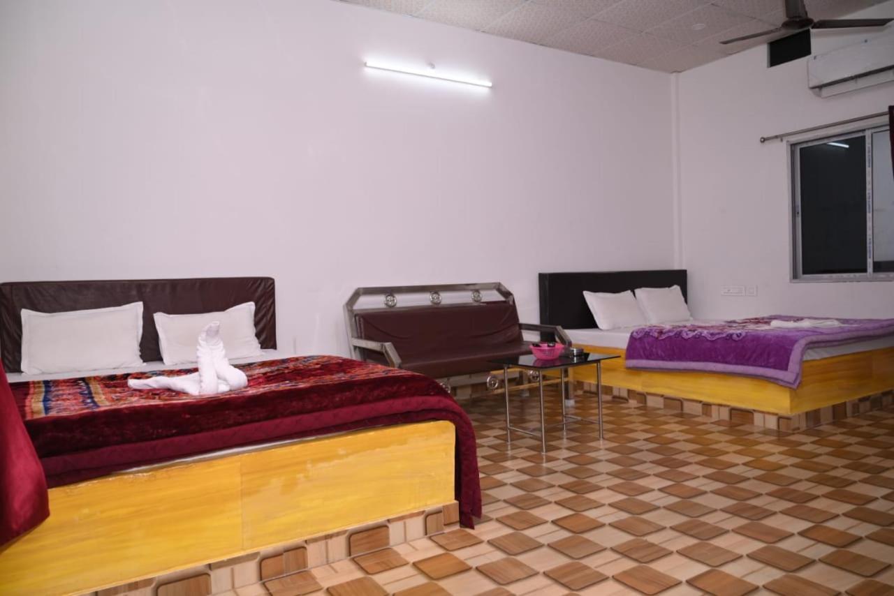 Chang Ghar Resort Kaziranga Exterior photo